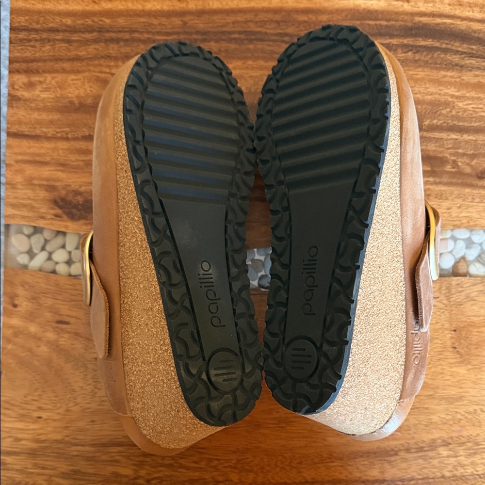 Papillio Tan Mules with Gold Buckle - Picture 5 of 6